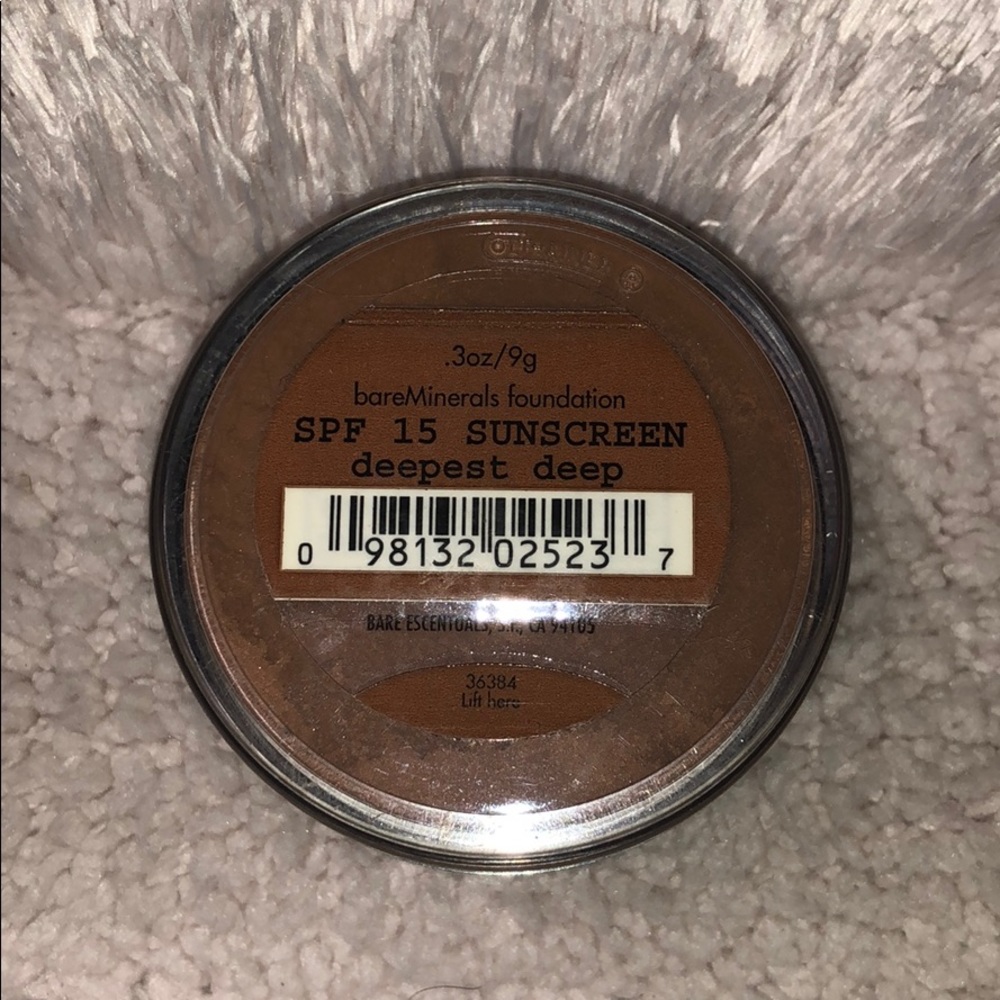 New BareMinerals foundation in Deepest Deep